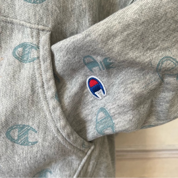 Champion monogram sweatshirt hoodie Shirt - kid Large 14-16 also fits Woman XS - Picture 3 of 5
